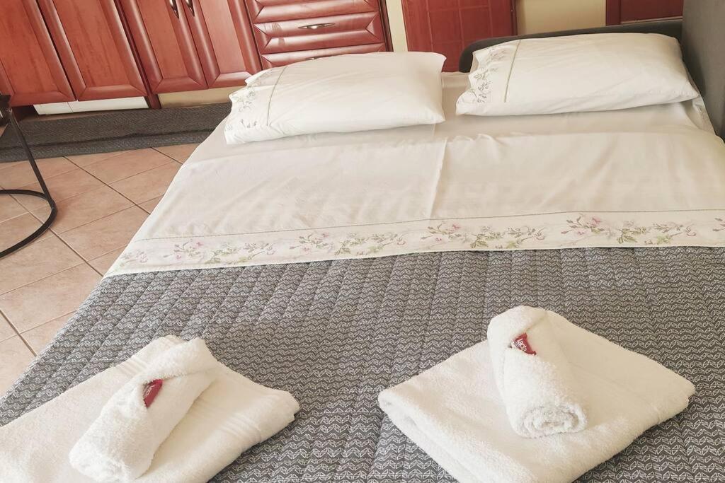 Thetis Chamber Apartment